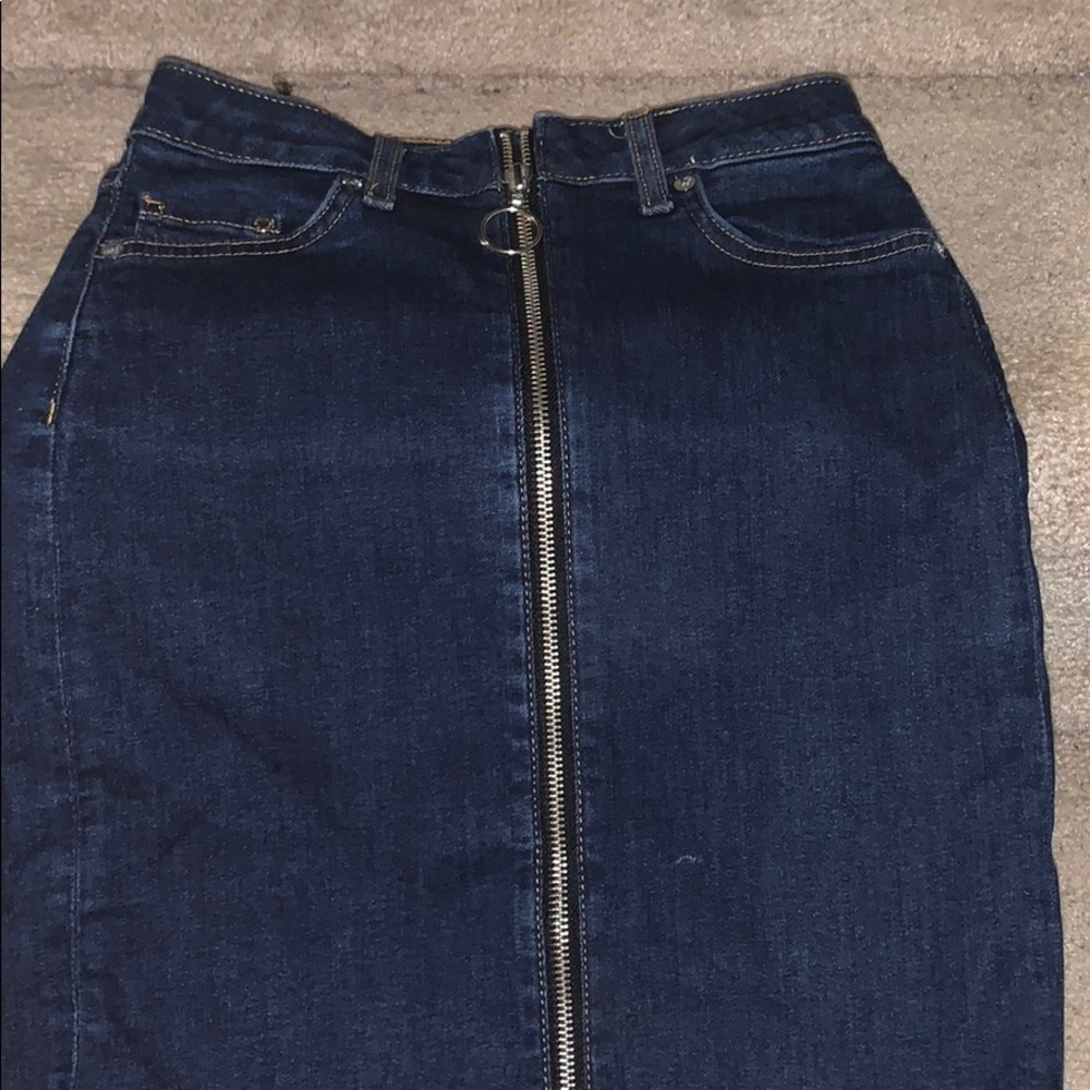 H & M denim pencil skirt dark blue
